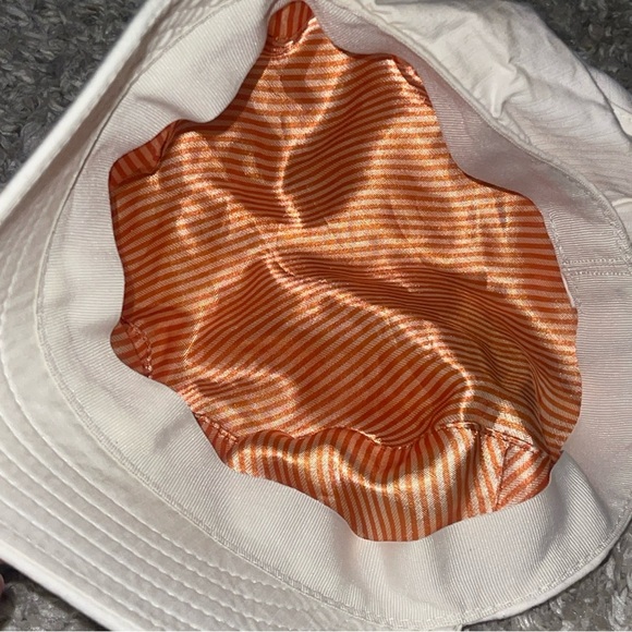 Oakley Cream Military-Style Cadet Cap with Metal Logo Plate main image 4